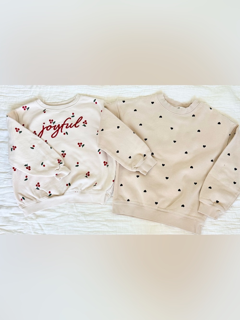 H&M Set of 2 Sweatshirts, size 6-8